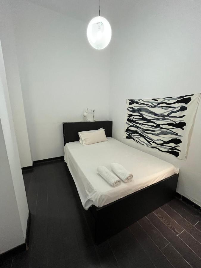 Carretas Duplex Exterior Izquierda Apartment Madrid Exterior photo