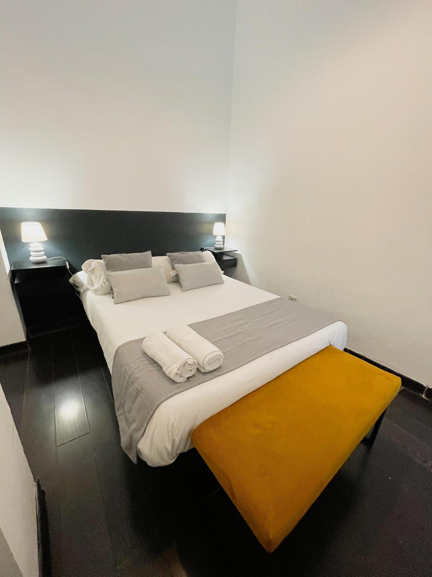 Carretas Duplex Exterior Izquierda Apartment Madrid Exterior photo