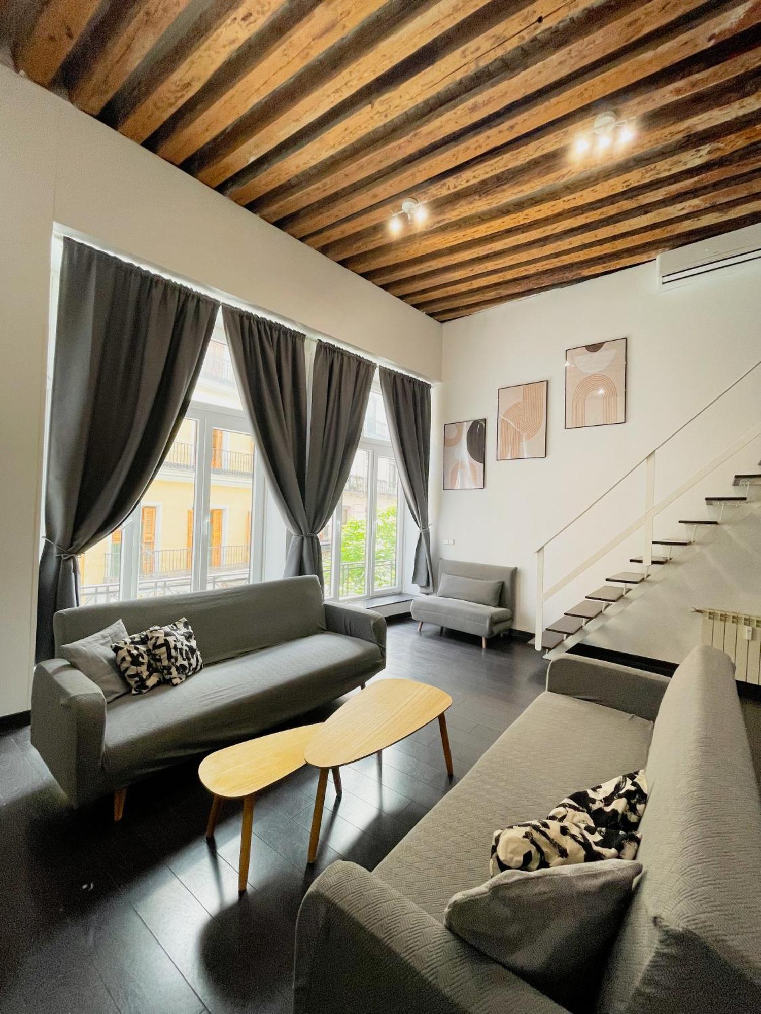 Carretas Duplex Exterior Izquierda Apartment Madrid Exterior photo